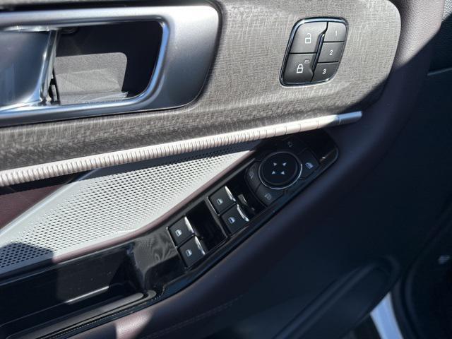 new 2025 Ford Explorer car, priced at $56,320