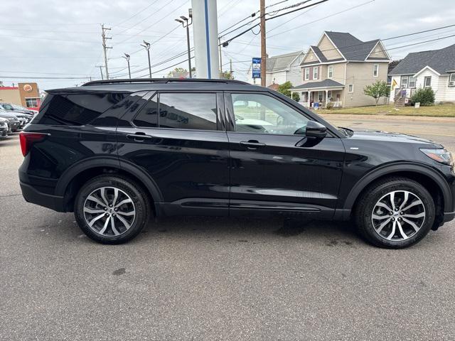 new 2025 Ford Explorer car, priced at $47,803