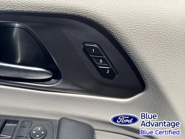 used 2023 Chrysler Pacifica car, priced at $25,236