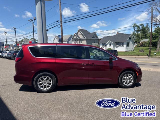 used 2023 Chrysler Pacifica car, priced at $25,236