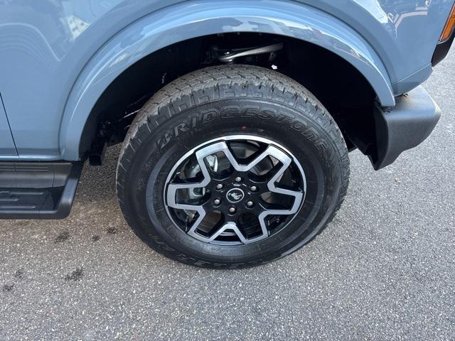 new 2025 Ford Bronco car, priced at $50,702