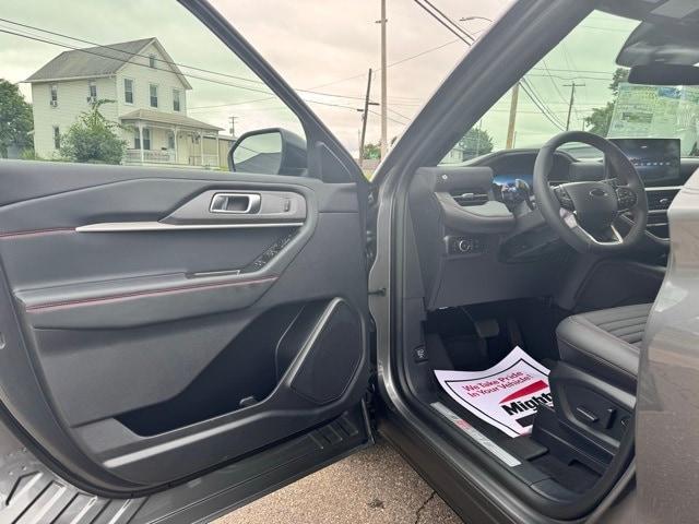 new 2025 Ford Explorer car, priced at $47,310