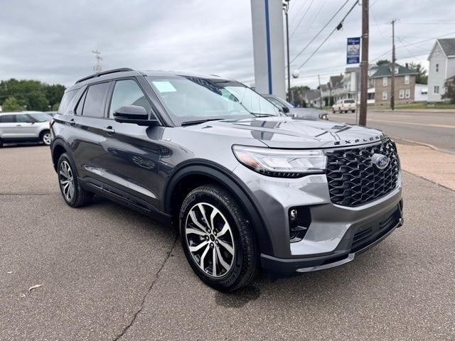 new 2025 Ford Explorer car, priced at $47,310