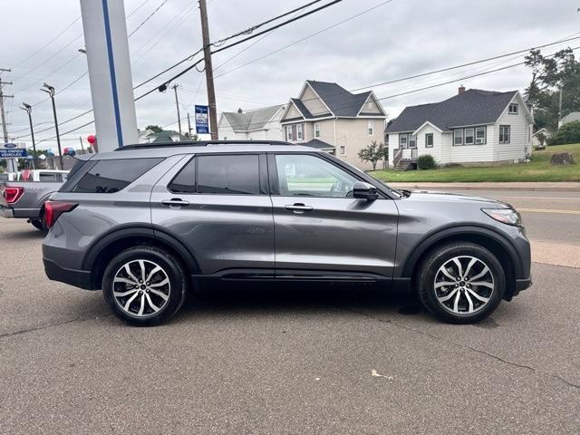 new 2025 Ford Explorer car, priced at $47,310