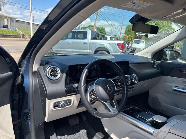 used 2022 Mercedes-Benz GLA 250 car, priced at $26,172