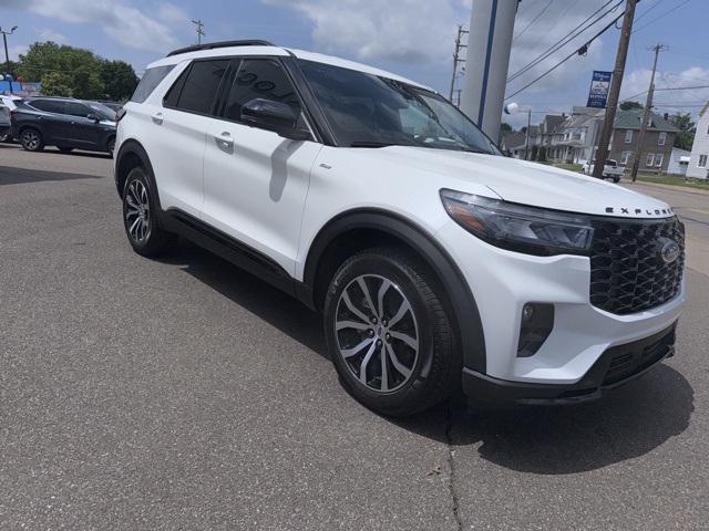 new 2025 Ford Explorer car, priced at $46,271