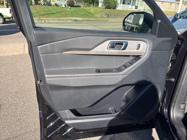 new 2025 Ford Explorer car, priced at $38,702