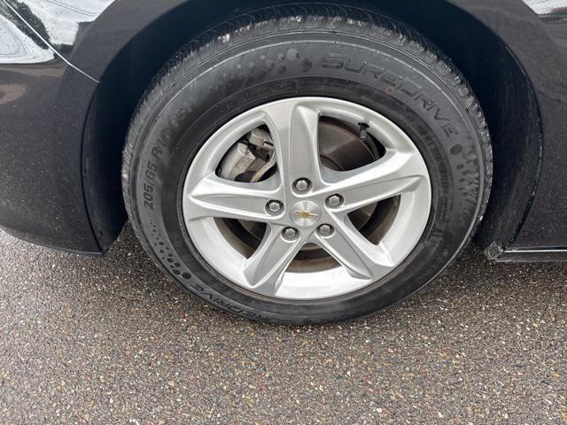 used 2024 Chevrolet Malibu car, priced at $18,539