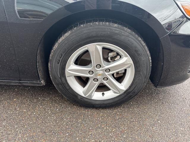 used 2024 Chevrolet Malibu car, priced at $18,539