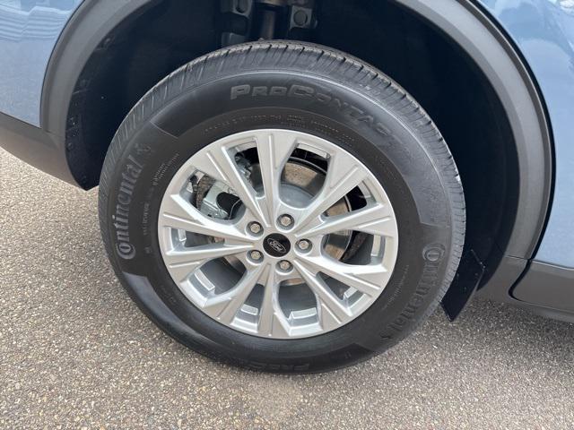 new 2025 Ford Escape car, priced at $32,690