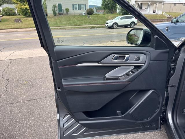 new 2025 Ford Explorer car, priced at $59,322