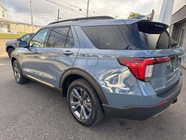 new 2025 Ford Explorer car, priced at $48,616