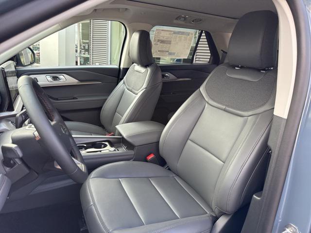 new 2025 Ford Explorer car, priced at $48,616
