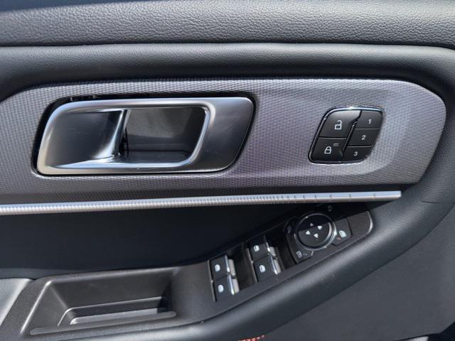new 2025 Ford Explorer car, priced at $47,347