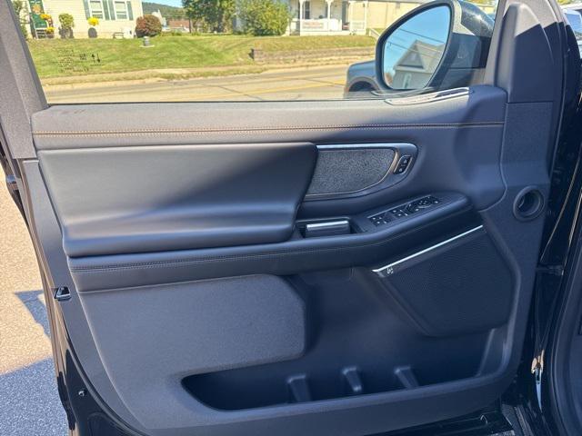 new 2025 Ford Expedition car, priced at $82,861