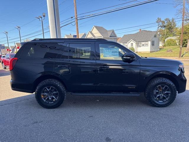 new 2025 Ford Expedition car, priced at $82,861