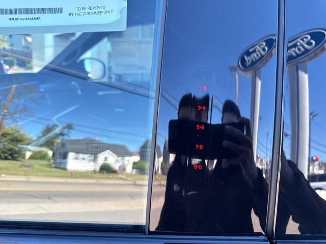new 2025 Ford Expedition car, priced at $82,861