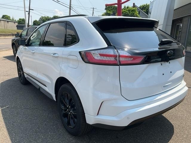 new 2024 Ford Edge car, priced at $33,764