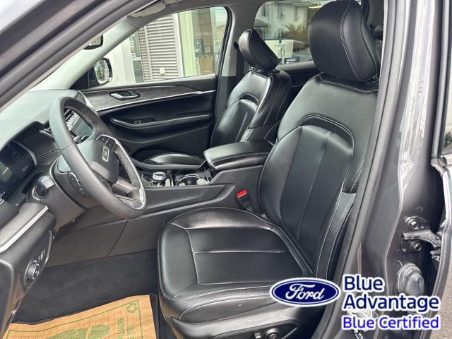 used 2023 Jeep Grand Cherokee car, priced at $29,998