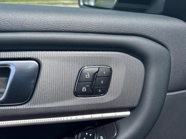 new 2025 Ford Explorer car, priced at $49,636