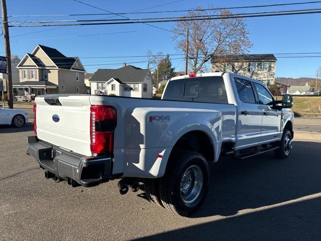 new 2024 Ford F-350 car, priced at $68,718