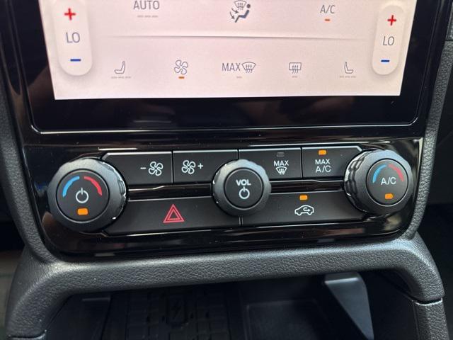 new 2025 Ford Ranger car, priced at $43,942