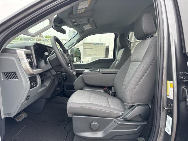 new 2025 Ford F-350 car, priced at $62,660
