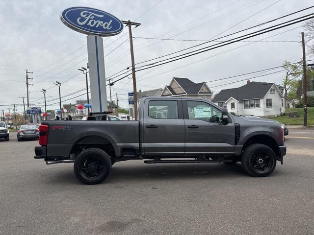 new 2025 Ford F-350 car, priced at $62,660