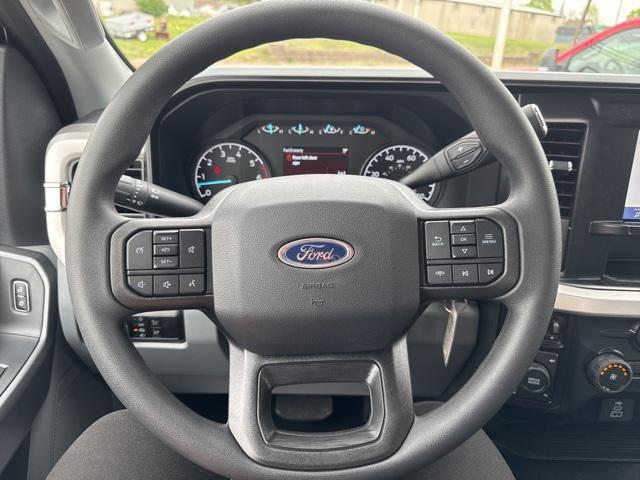 new 2025 Ford F-350 car, priced at $62,660