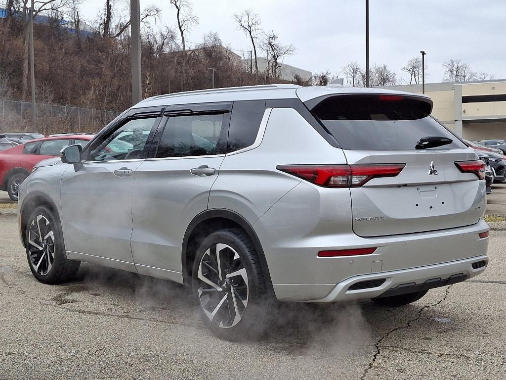 used 2022 Mitsubishi Outlander car, priced at $23,999