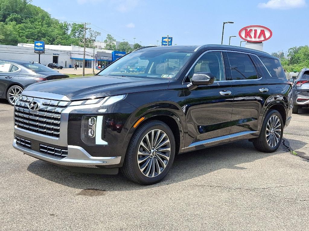 used 2024 Hyundai Palisade car, priced at $43,999