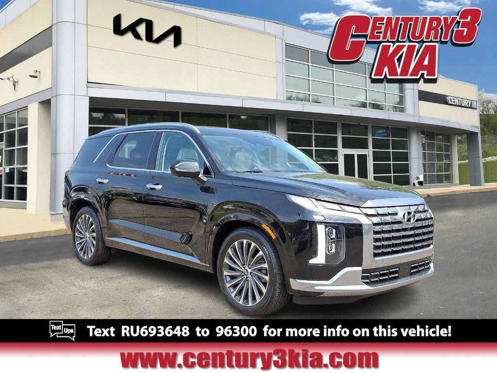 used 2024 Hyundai Palisade car, priced at $43,999