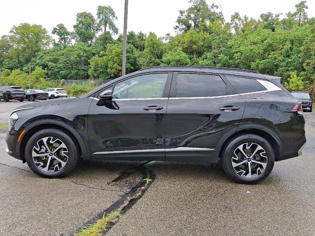 used 2023 Kia Sportage Hybrid car, priced at $25,499