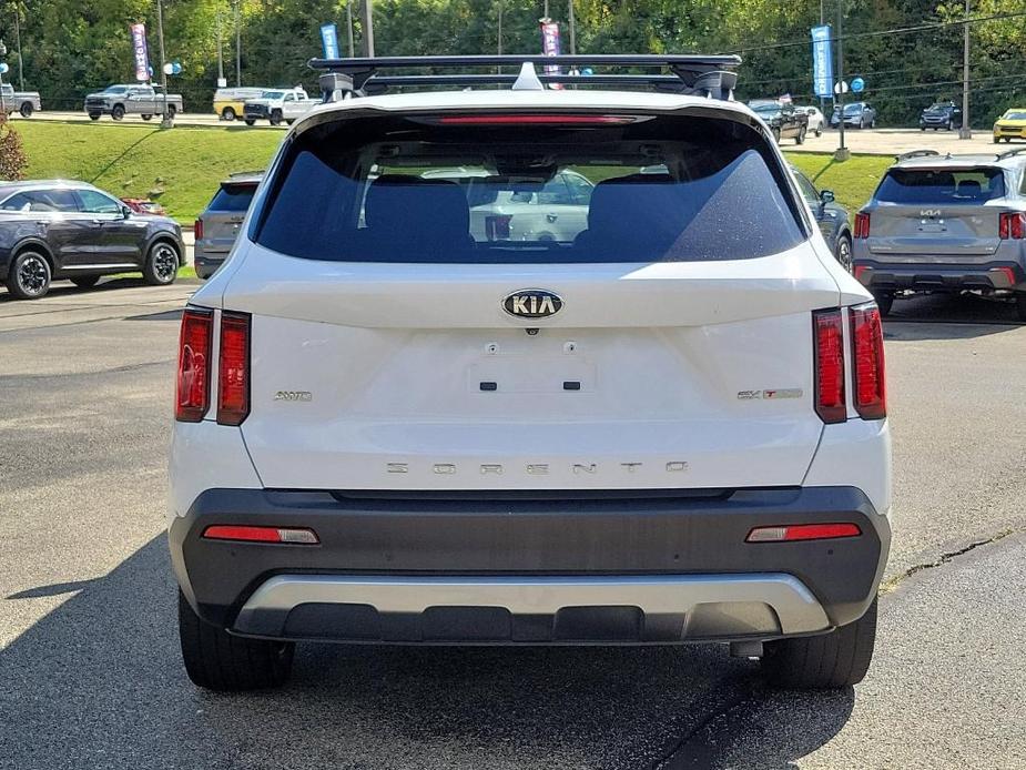 used 2021 Kia Sorento car, priced at $25,299