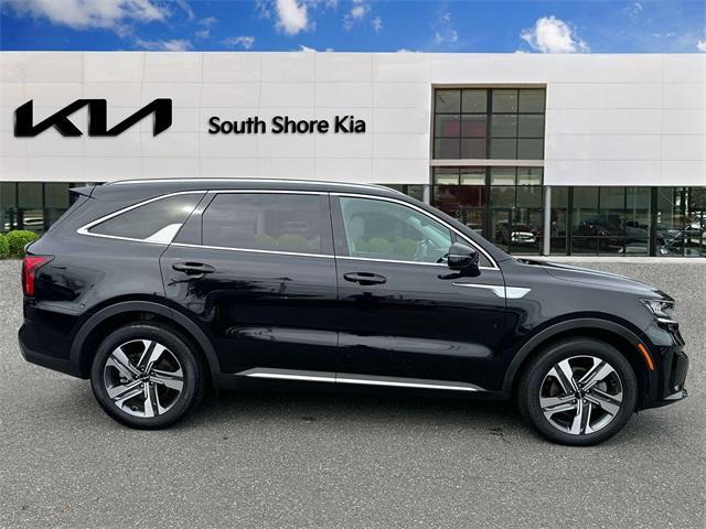 used 2023 Kia Sorento Hybrid car, priced at $36,174