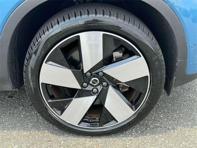 used 2022 Volvo C40 Recharge Pure Electric car, priced at $27,531