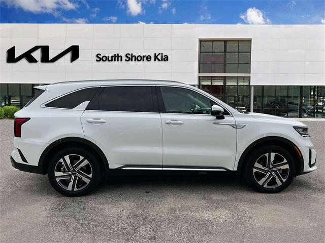 used 2023 Kia Sorento Hybrid car, priced at $35,636