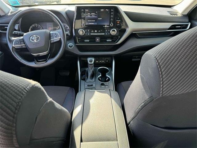 used 2020 Toyota Highlander car, priced at $27,987