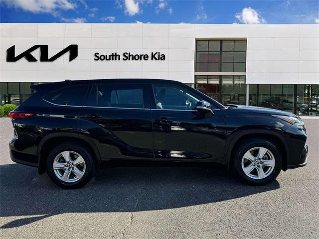 used 2020 Toyota Highlander car, priced at $27,987