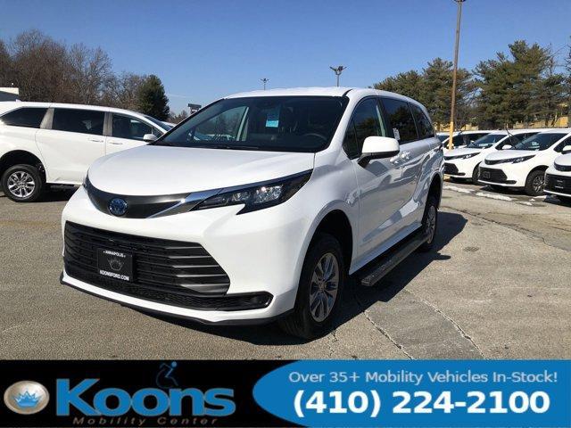 used 2024 Toyota Sienna car, priced at $72,457