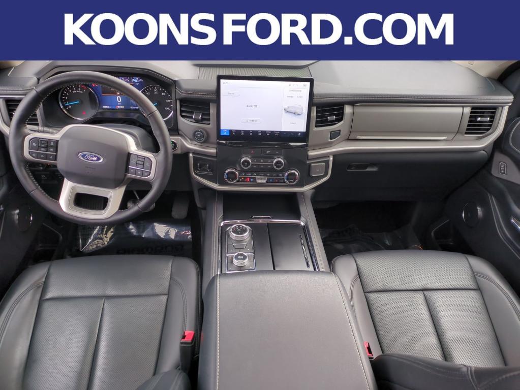 used 2022 Ford Expedition car, priced at $53,297