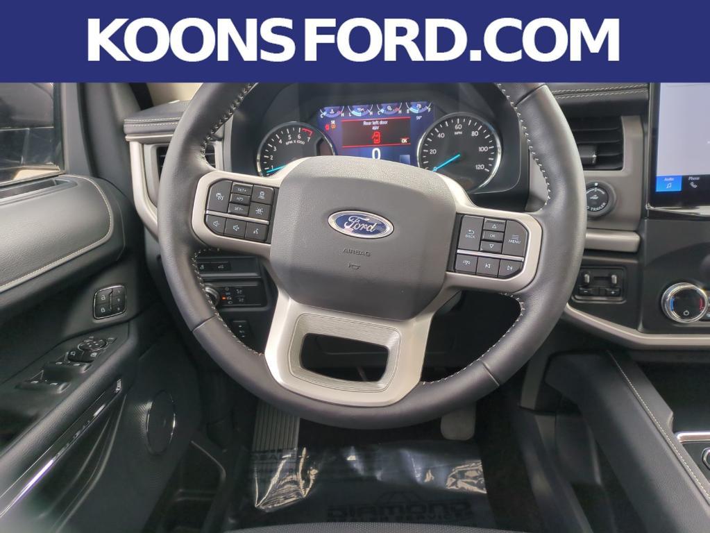 used 2022 Ford Expedition car, priced at $53,297