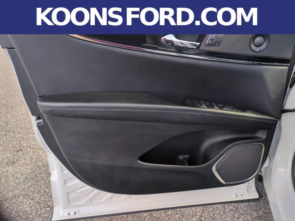 used 2022 Lincoln Nautilus car, priced at $35,995