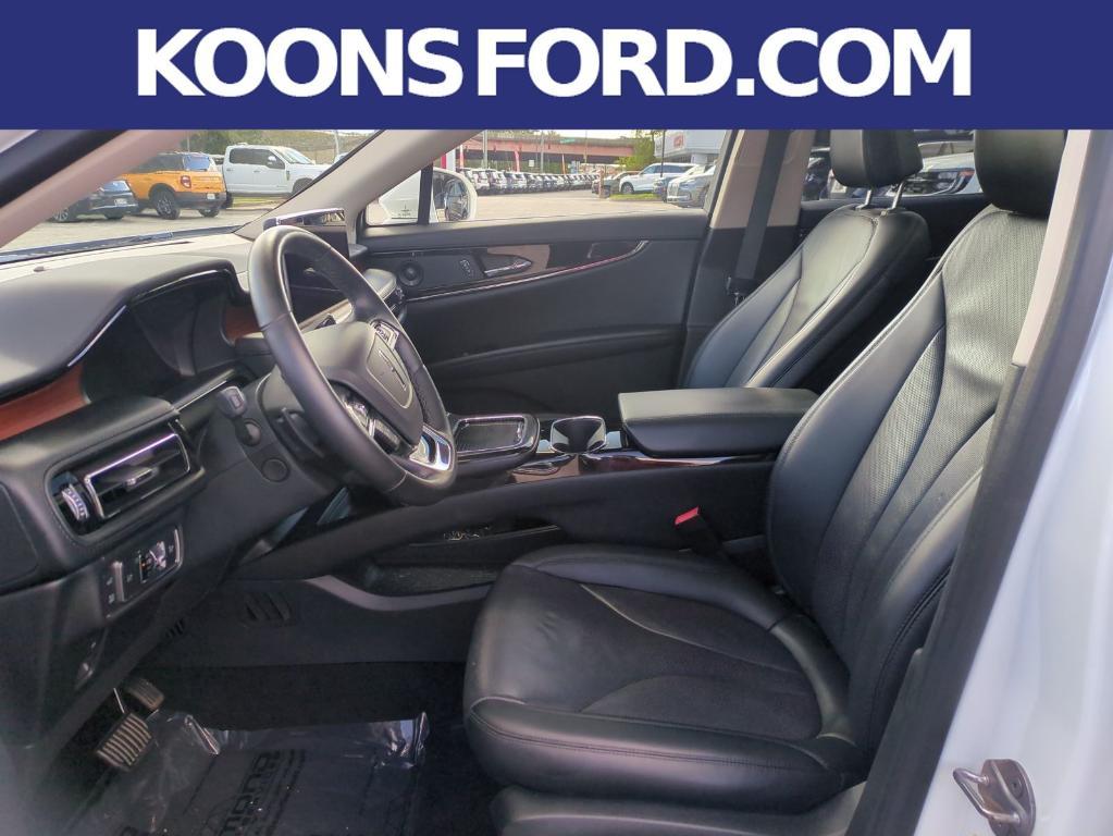 used 2022 Lincoln Nautilus car, priced at $35,995