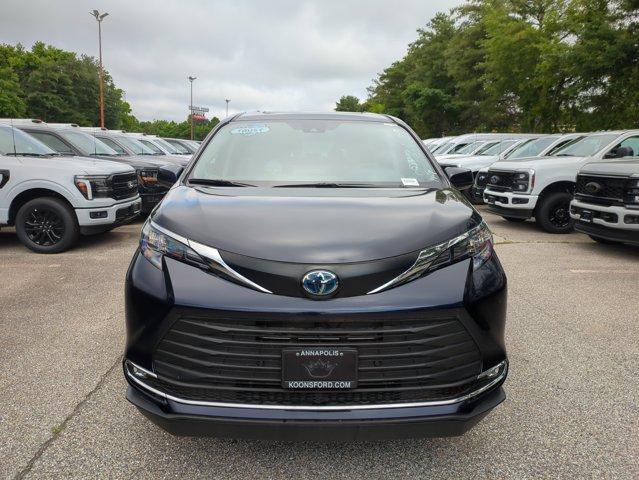 used 2024 Toyota Sienna car, priced at $92,857
