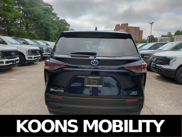 used 2024 Toyota Sienna car, priced at $92,857