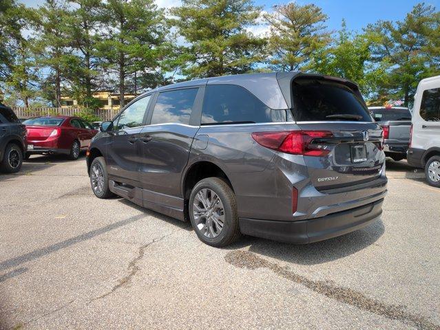 used 2025 Honda Odyssey car, priced at $90,917