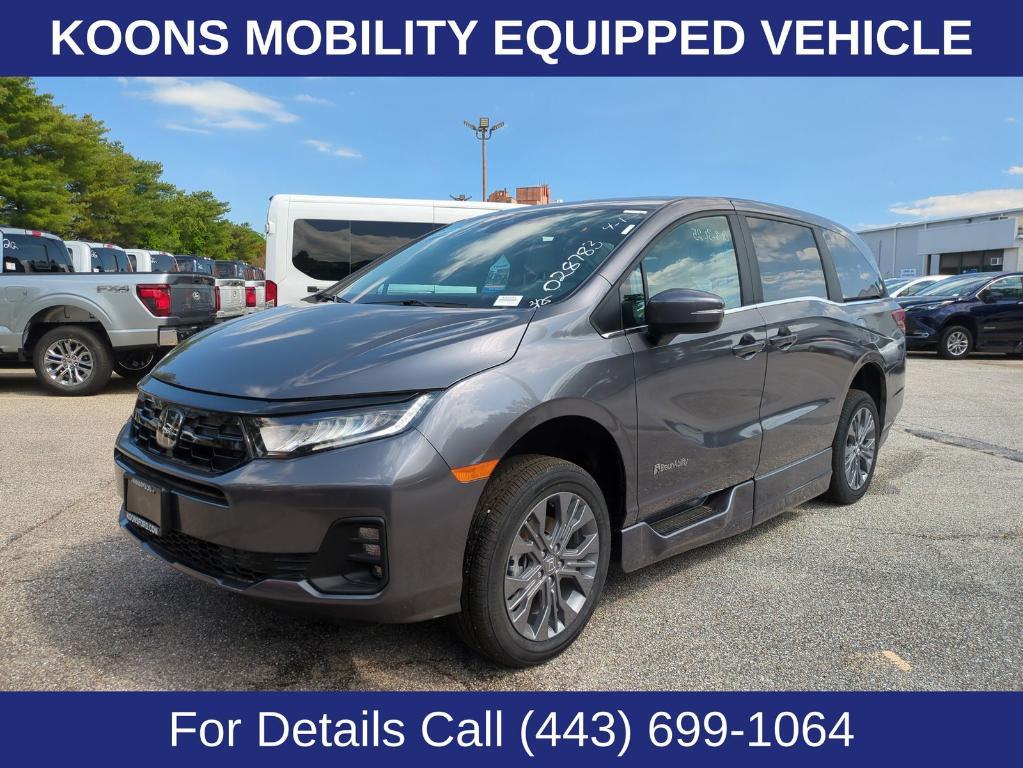 used 2025 Honda Odyssey car, priced at $90,917