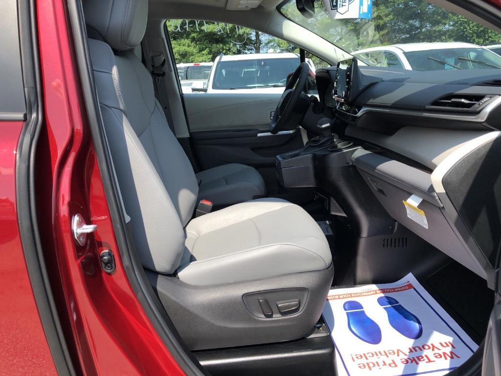 used 2024 Toyota Sienna car, priced at $93,262