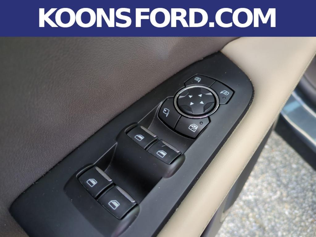used 2021 Lincoln Nautilus car, priced at $35,995